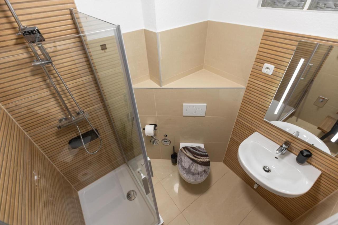 Koje Fuenf I Apartment In Stadtmitte Mit Parkplatz Бремергафен Екстер'єр фото